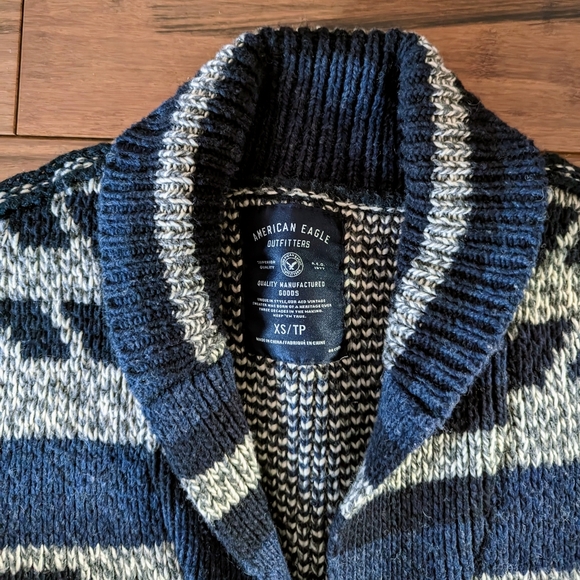 American Eagle Heavyweight Wool Blend Cardigan Sweater - XS - Picture 2 of 3